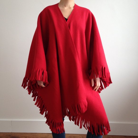 Huge Red Cozy Polar Fleece Poncho Blanket - Picture 1 of 10